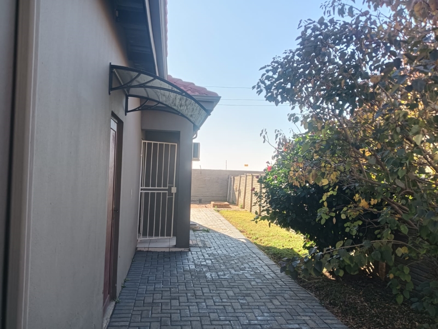 3 Bedroom Property for Sale in Waterkloof North West